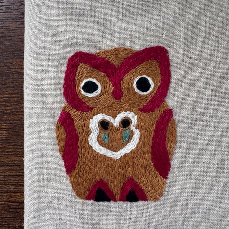 ミャンマー｜手刺繍ブックカバー｜フクロウ・生成り
