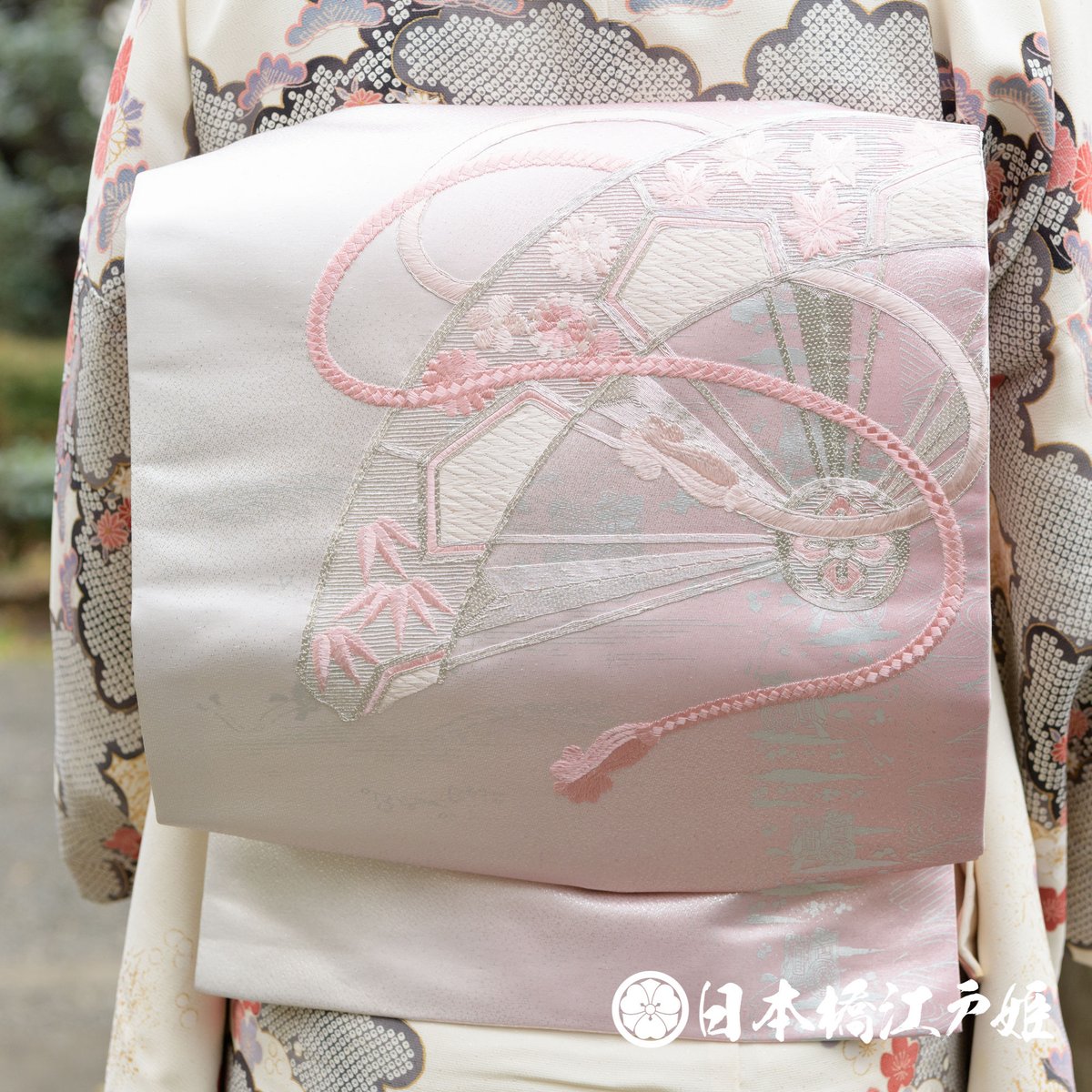 0378 名古屋帯 優品 Aランク美品 正絹 ピンク 御所車 組紐 刺繍 銀通し 