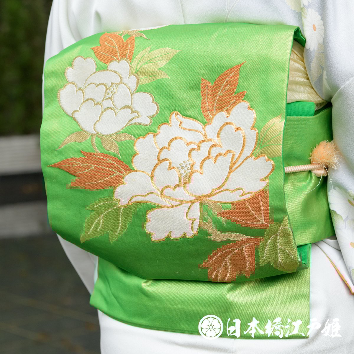 A 九寸六通名古屋帯(秋草花の丸柄) スれ 