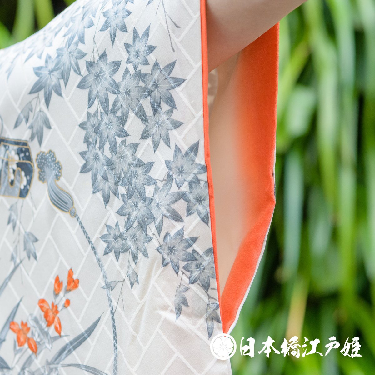 0341 小紋 優品 やまと誂製 正絹 袷 白 草花 文箱 梅 菖蒲 金彩 身丈 