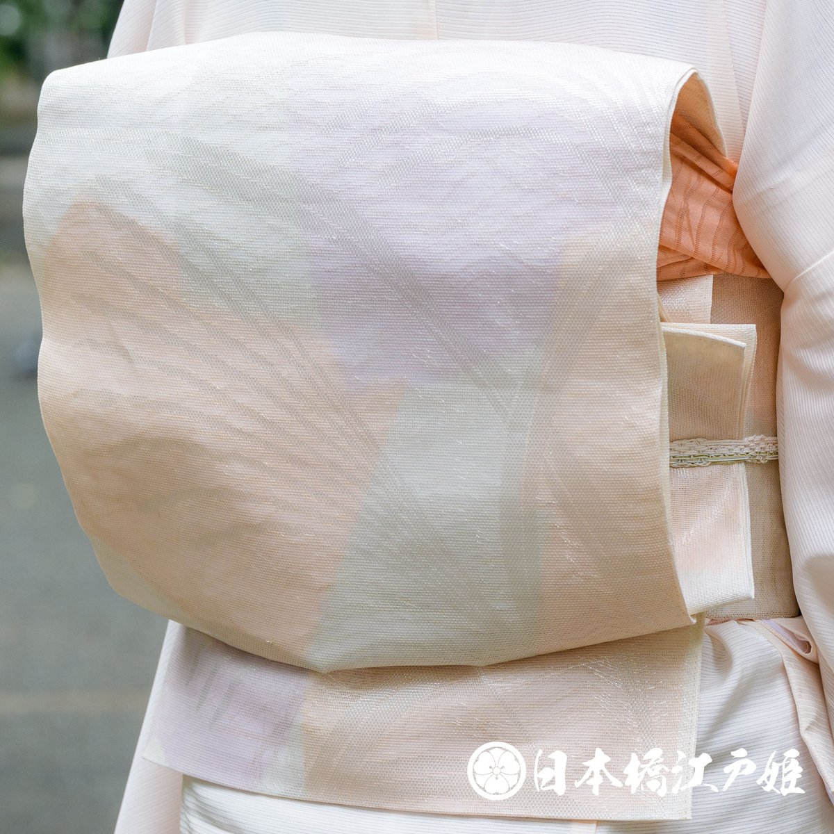 0254 夏物 袋帯　名品　正絹　クリーム色　色紙　すすき　葉柄　銀糸　六通し　帯丈432cm