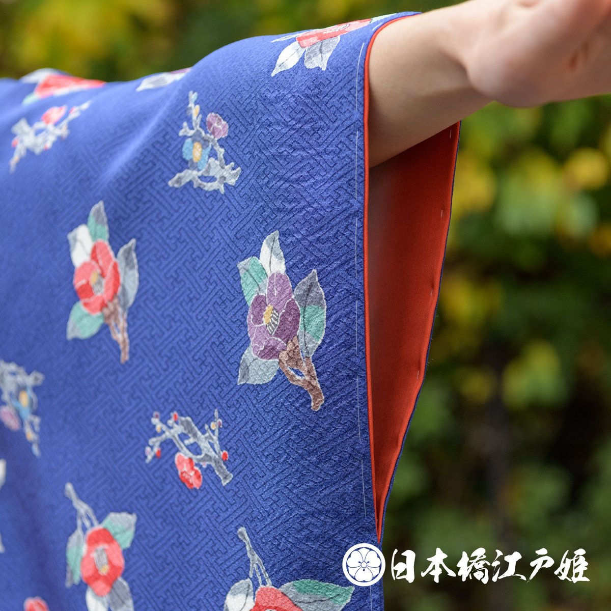 0379 小紋 名品 Aランク美品 正絹 袷 青紫 椿 梅 地紋に紗綾形 身丈 