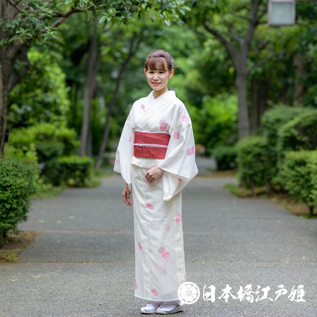 0277 夏物 名古屋帯 Aランク美品 正絹 絽 赤 幾何学 刺繍 お太鼓 0277 夏物 名古屋帯 Aランク美品 正絹 絽 赤 幾何学 刺繍 お太鼓