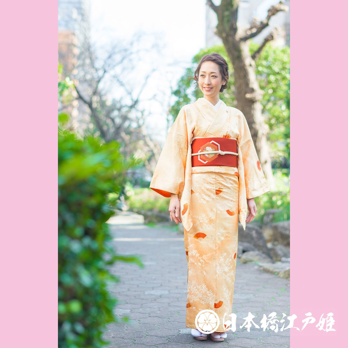 0121 小紋 Aランク美品 正絹 袷 薄オレンジ 扇面 金彩 身丈165cm  