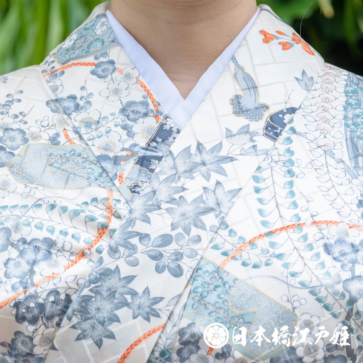0341 小紋 優品 やまと誂製 正絹 袷 白 草花 文箱 梅 菖蒲 金彩 身丈 