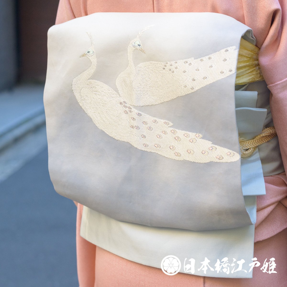 名古屋帯 美品 逸品 落款 網糸織 猫 鈴 金銀糸 ラメ糸 灰色 正絹 