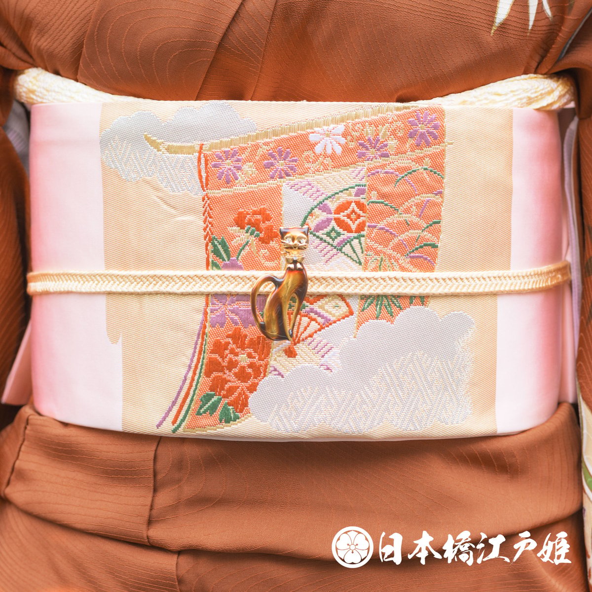 0293 名古屋帯 Aランク美品 正絹 薄ピンク 雲取り 菊唐草 有識文 藤 桐 