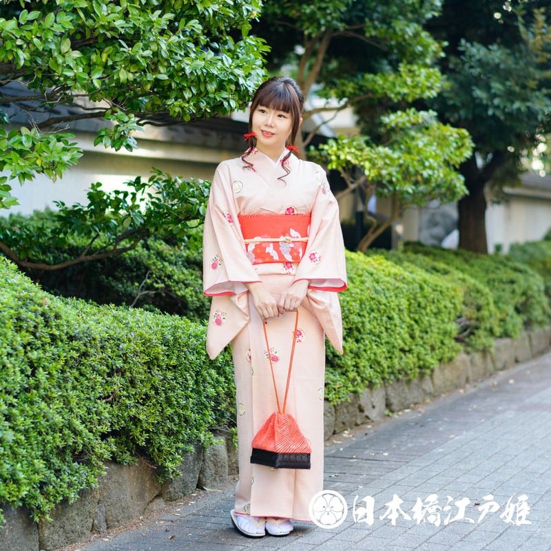正絹長襦袢 花柄の地模様に、霞柄 巻く