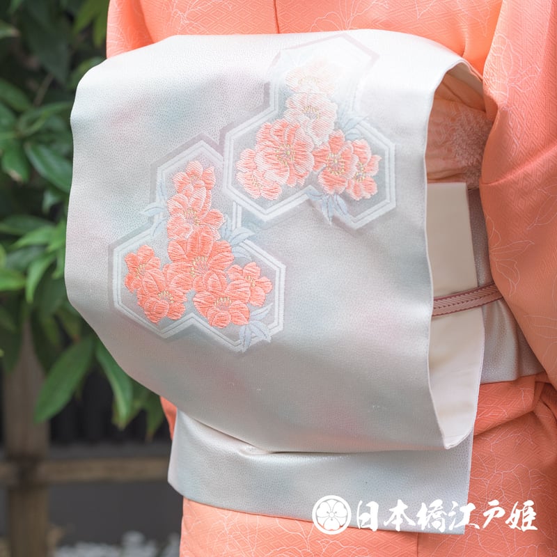 0283 名古屋帯 正絹 シルバー 銀パール箔 毘沙門亀甲 草花 六 0283 名古屋帯 正絹 シルバー 銀パール箔 毘沙門亀甲 草花 六