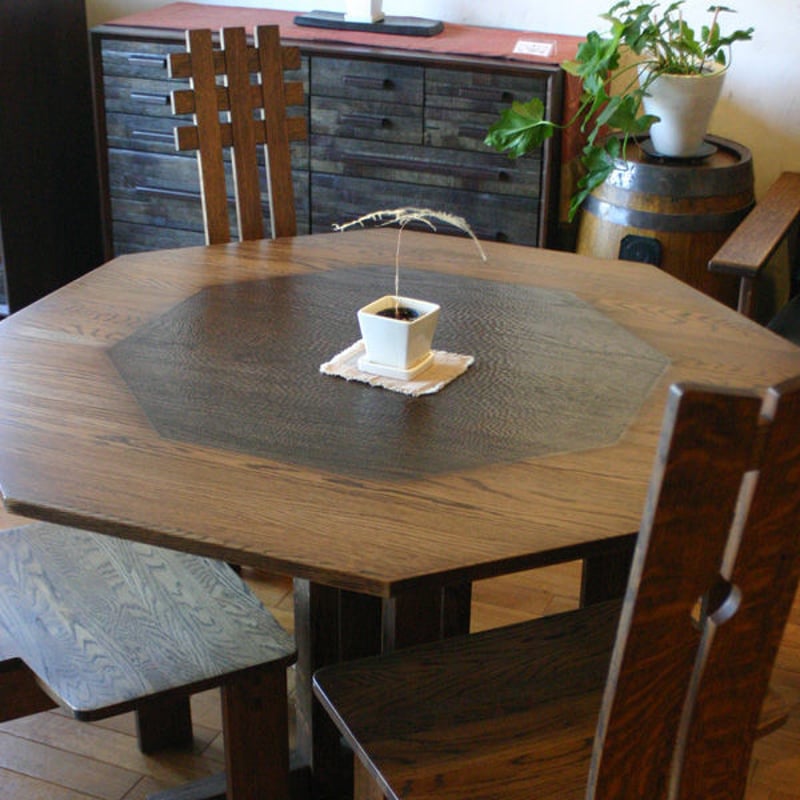 8/30削除予定）ダイニングテーブル 眠た 