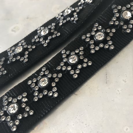 #6 Rhinestone_STAR Saxophone Strap