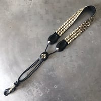 #1 COOL STUDS_GOLD_Smooth Saxophone Strap