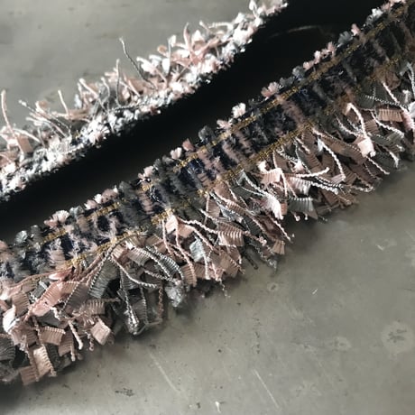 #4 FRINGE_PINK&GRAY_Tweed Saxophone Strap