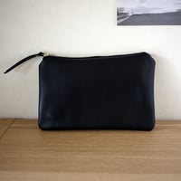 New Pouch / M Black