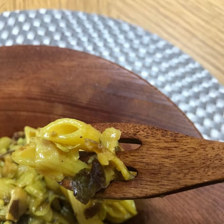 おひさま椎茸と国産にんにく香るカレーペンネ（2人前）