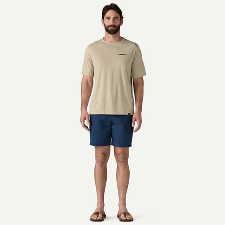 patagonia 45355 メンズ・キャプリーン・クール・デイリー・グラフィック・シャツ（ウォーターズ）(PATAGONIA23013)