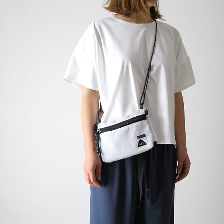 【HOOD別注商品】POLeR× HOOD STAFFABLE CAMP POUCH (WHT)