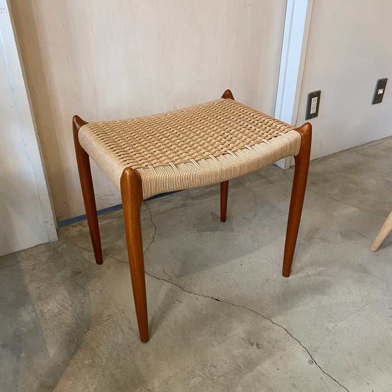 J.L Moller 78A TEAK&RATTAN | THE NORDISK CIRKUS