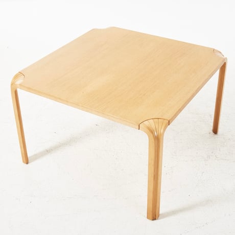 【Vintage】Artek X800B X-LEG Table｜Alvar Aalto