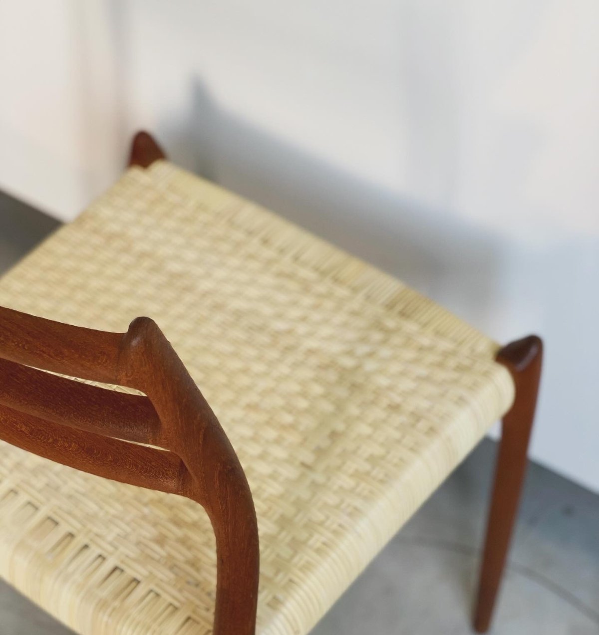 J.L Moller 78 TEAK /Rattan | THE NORDISK CIRKUS