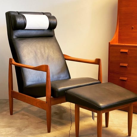 【受注生産品】UNI-REST HI & Ottoman｜Walnut /L6 Sorensen Lather Pure