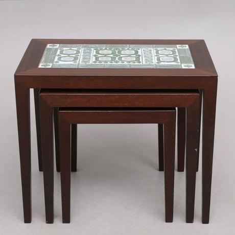 【Vintage】タイルトップ ネストテーブル（3個セット） — Royal Copenhagen "TENERA" (Green) × Haslev Møbler