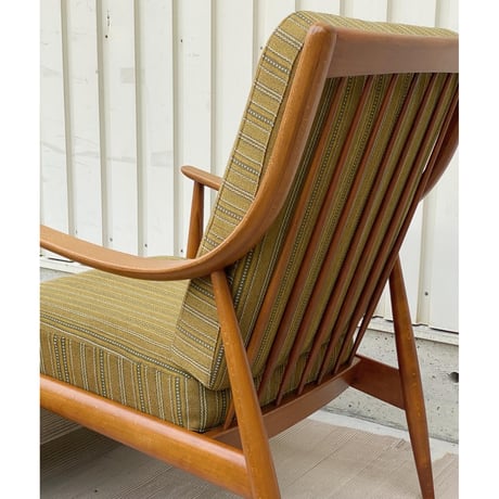 【売約済】FD142 High Back Easy Chair｜Beech — Designed by Peter Hvidt & Orla Mølgaard-Nielsen —