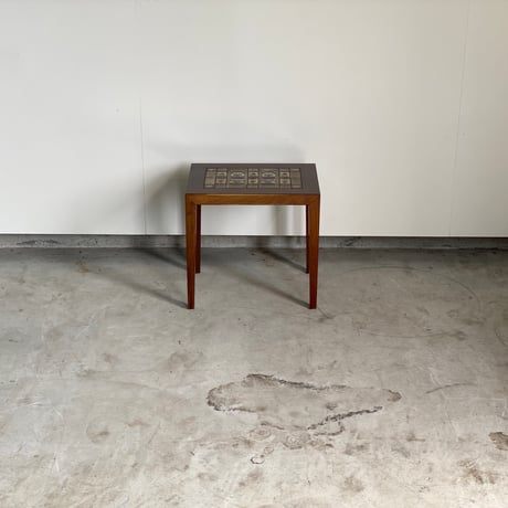 “Baca" Tile Top   Nest Table Set of 3 Rosewood