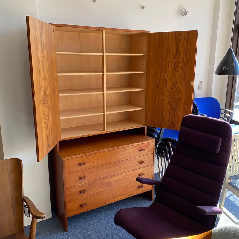 Hans J. Wegner RY 16 ドロワーキャビネット チーク/ | THE NORD