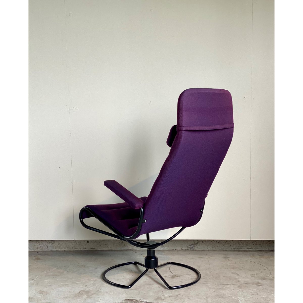 MiNISTER Hi back Lounge Chair By Bruno Mathsson