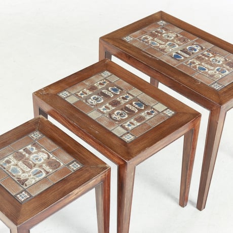 【Vintage】タイルトップ ネストテーブル（3個セット) Royal Copenhagen "BACA" (by Nils Thorsson) × Haslev Møbler