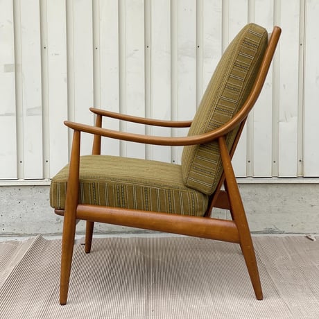 【売約済】FD142 High Back Easy Chair｜Beech — Designed by Peter Hvidt & Orla Mølgaard-Nielsen —