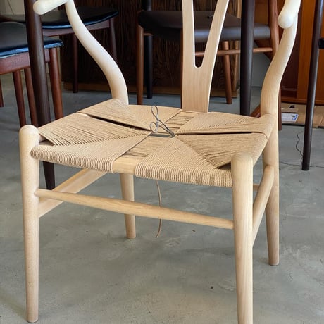 “CH24 Y Chair" Beech ソープ仕上げ