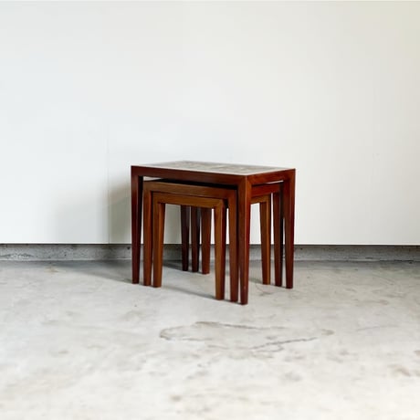 “Baca" Tile Top   Nest Table Set of 3 Rosewood