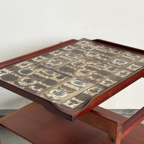 “Baca" Tile top tray  tea trolley マホガニー
