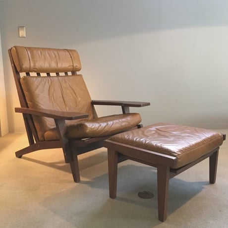 GE375＆オットマン /  Hans J wegner Lounge Chair by GETAMA