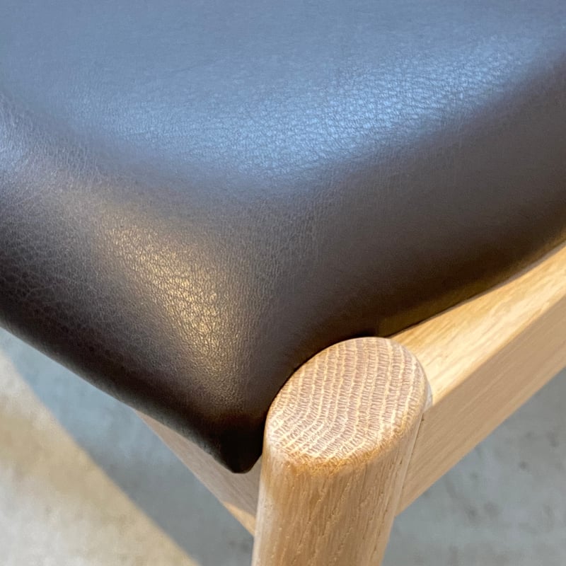 No42 Chair ナラ特注ソープ仕上げ/L5 ソーレンセンレザーSHADE