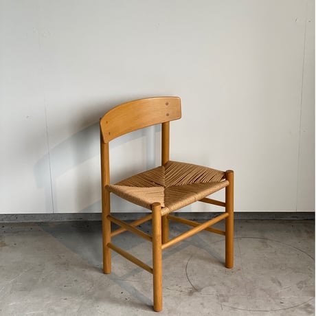 J39 / オーク  by Børge Mogensen