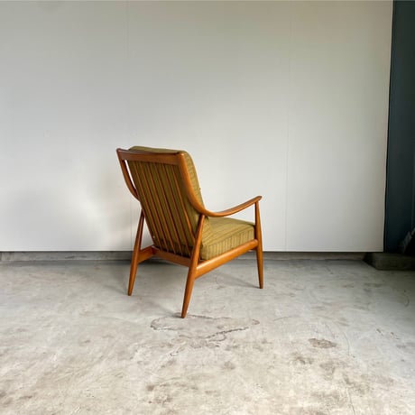 【売約済】FD142 High Back Easy Chair｜Beech — Designed by Peter Hvidt & Orla Mølgaard-Nielsen —