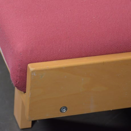 GE258 Day Bed Beech