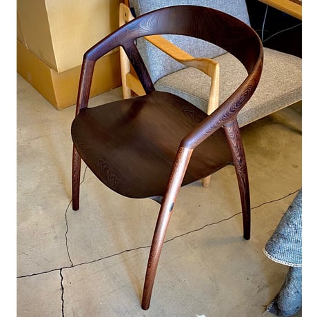 【展示在庫品 / 最終案内】DC09 Dining Chair｜WENGE — 宮崎椅子製作所 50周年記念限定生産モデル —