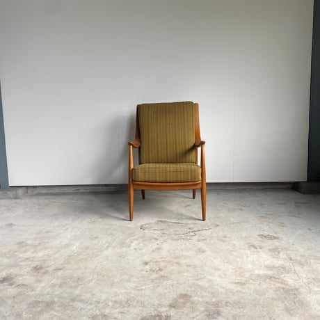 【売約済】FD142 High Back Easy Chair｜Beech — Designed by Peter Hvidt & Orla Mølgaard-Nielsen —
