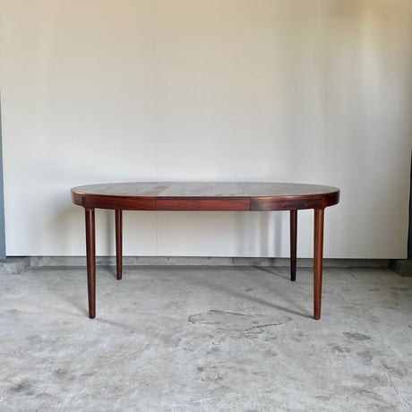 【Vintage】Rosewood Extension Dining Table | by Harry Østergaard