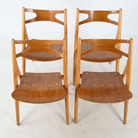 CH29"Early Sawbuck Dining Chair"Teak & Beech Designed by Hans J. Wegner × Carl Hansen & Søn