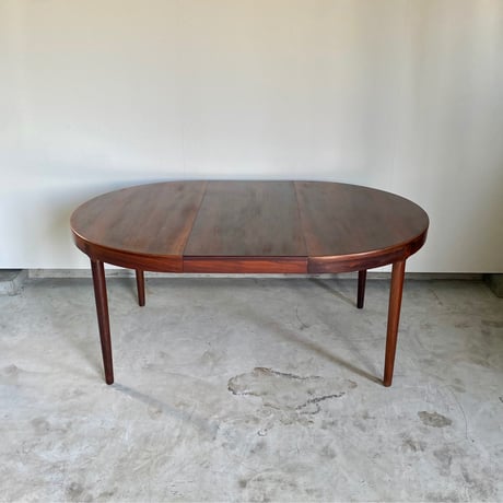 【Vintage】Rosewood Extension Dining Table | by Harry Østergaard