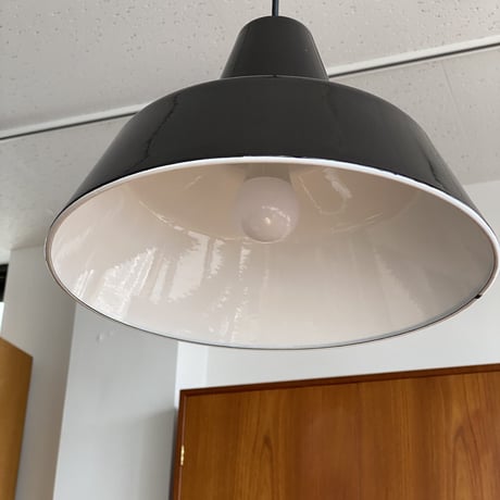 【Vintage】Workshop Lamp | Louis Poulsen — 暮らしを照らす「用の美」