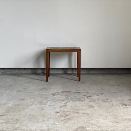 “Baca" Tile Top   Nest Table Set of 3 Rosewood