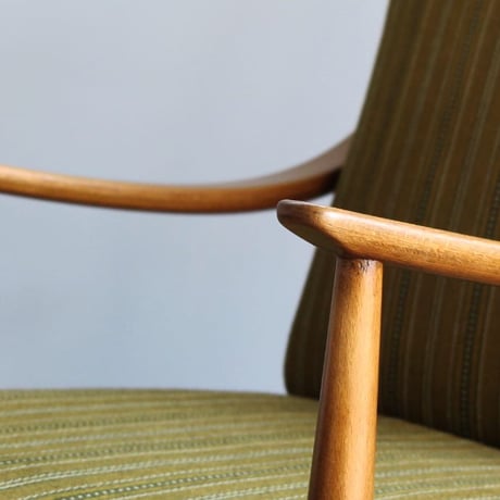 【売約済】FD142 High Back Easy Chair｜Beech — Designed by Peter Hvidt & Orla Mølgaard-Nielsen —