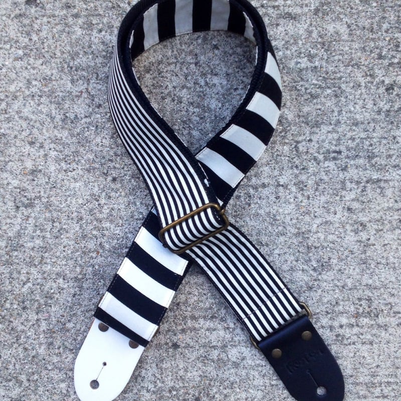 モノクロ・ギターストラップ -MIRACLE- | FROSTISM