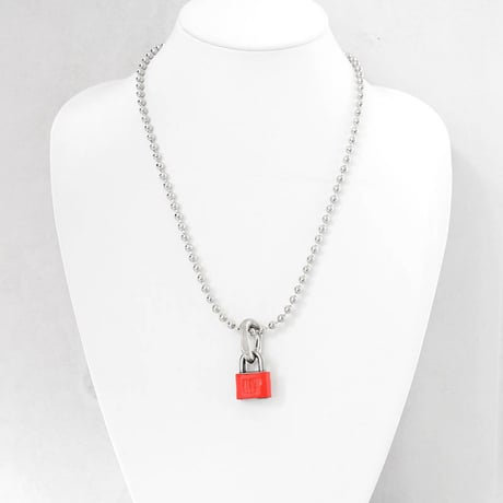 PADLOCK & chain bits short necklace